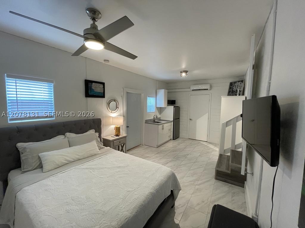 1545 NE 138th St, North Miami FL 33161