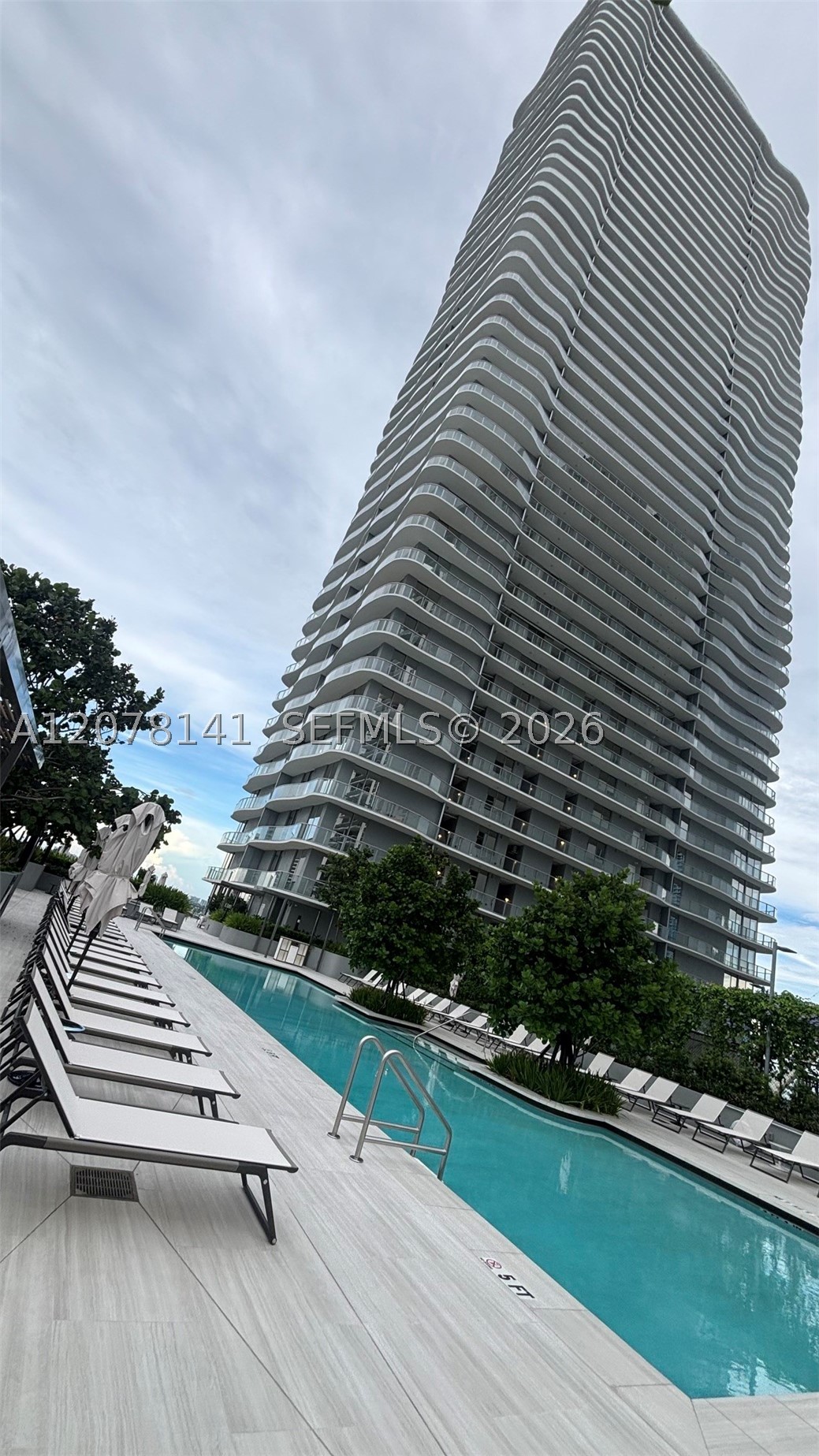 1400 Biscayne Blvd #2106, Miami FL 33132