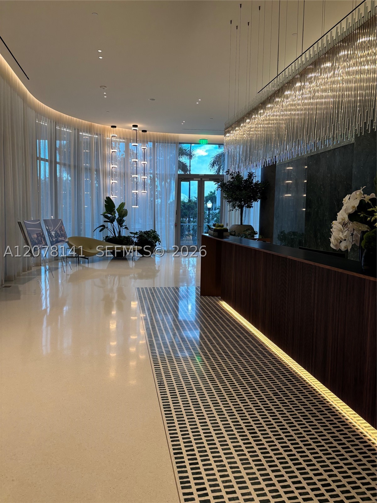 1400 Biscayne Blvd #2106, Miami FL 33132