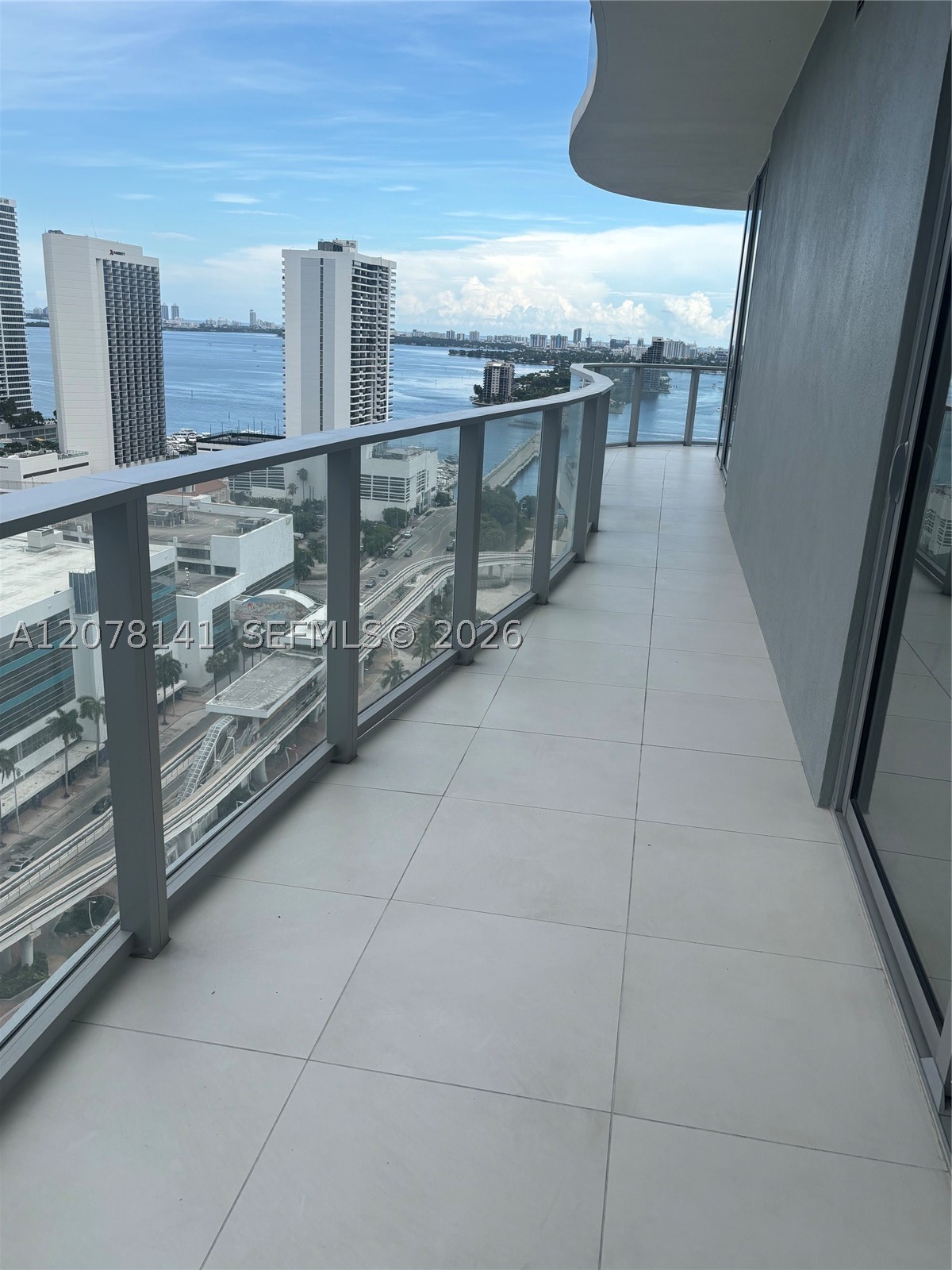 1400 Biscayne Blvd #2106, Miami FL 33132