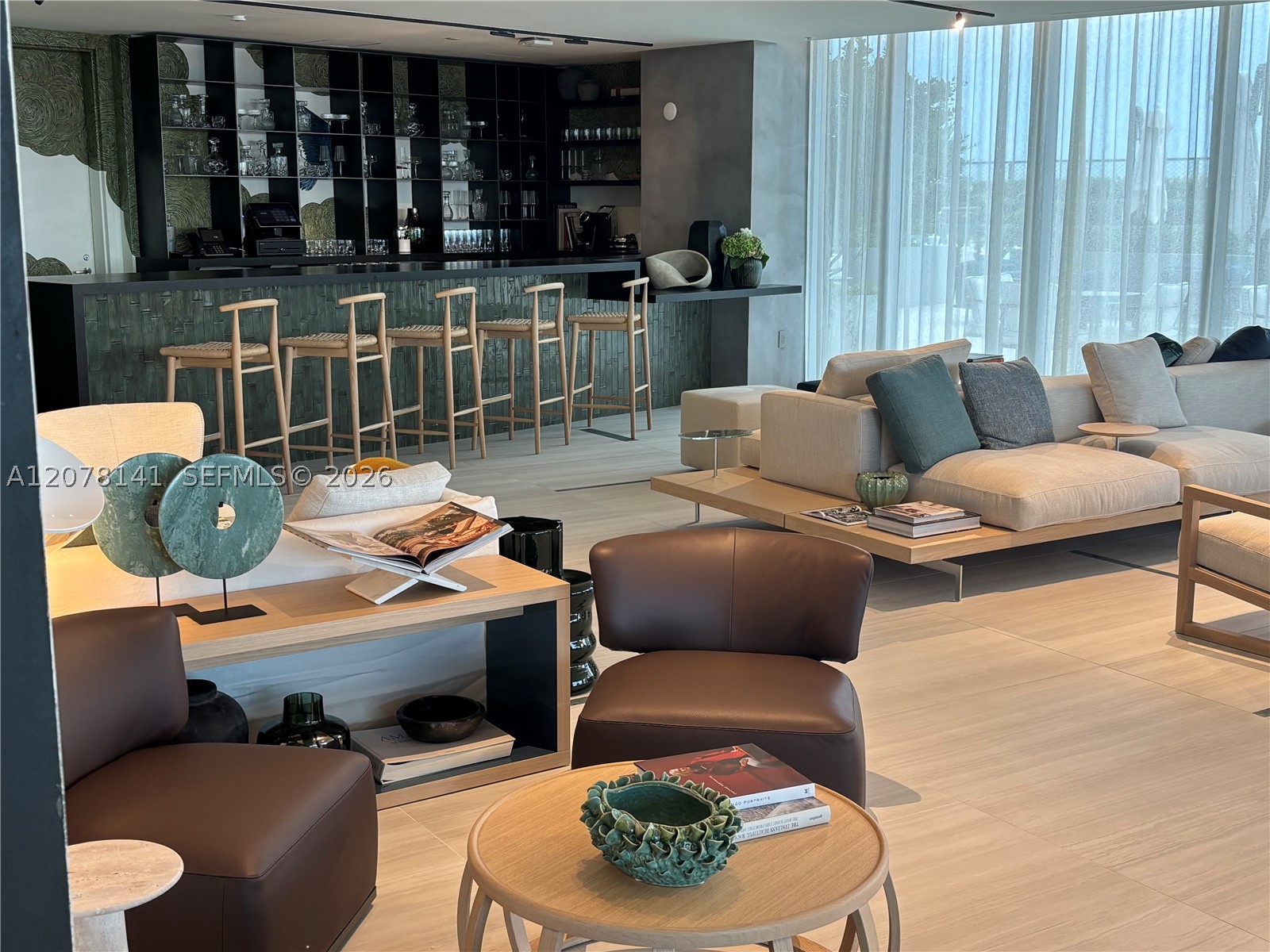 1400 Biscayne Blvd #2106, Miami FL 33132