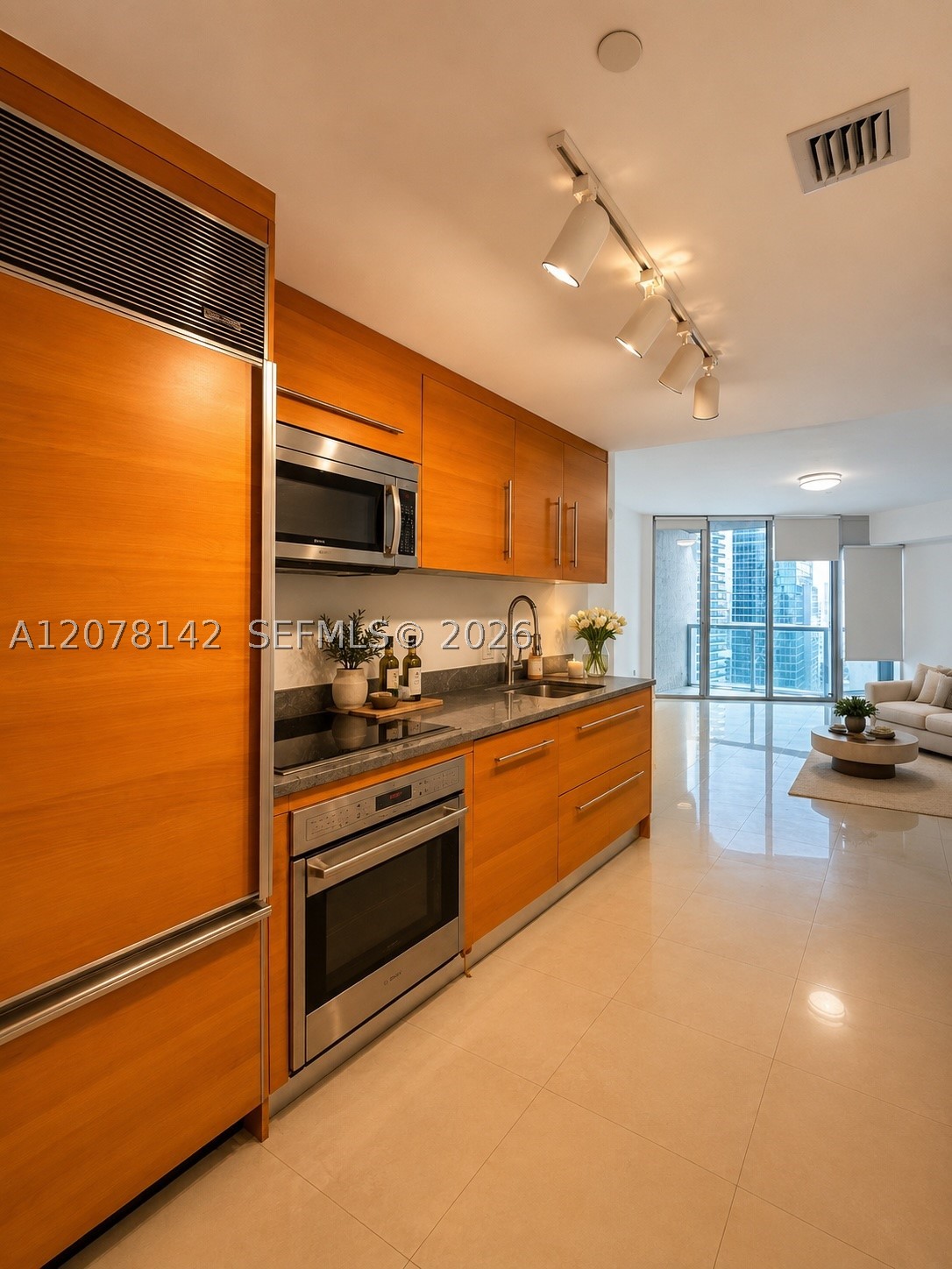 475 Brickell Ave #3908, Miami FL 33131