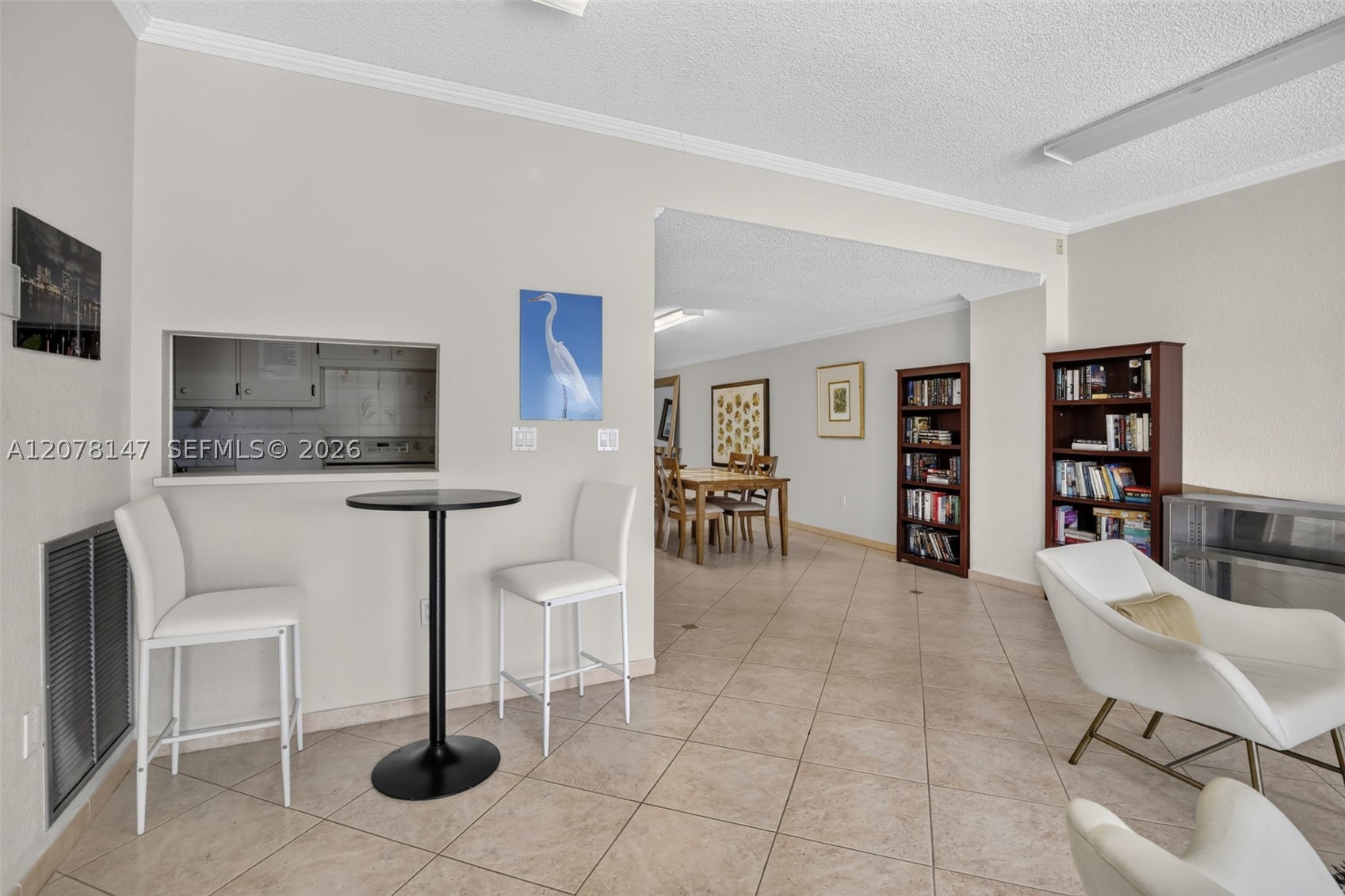 200 Golden Isles Dr #306, Hallandale Beach FL 33009