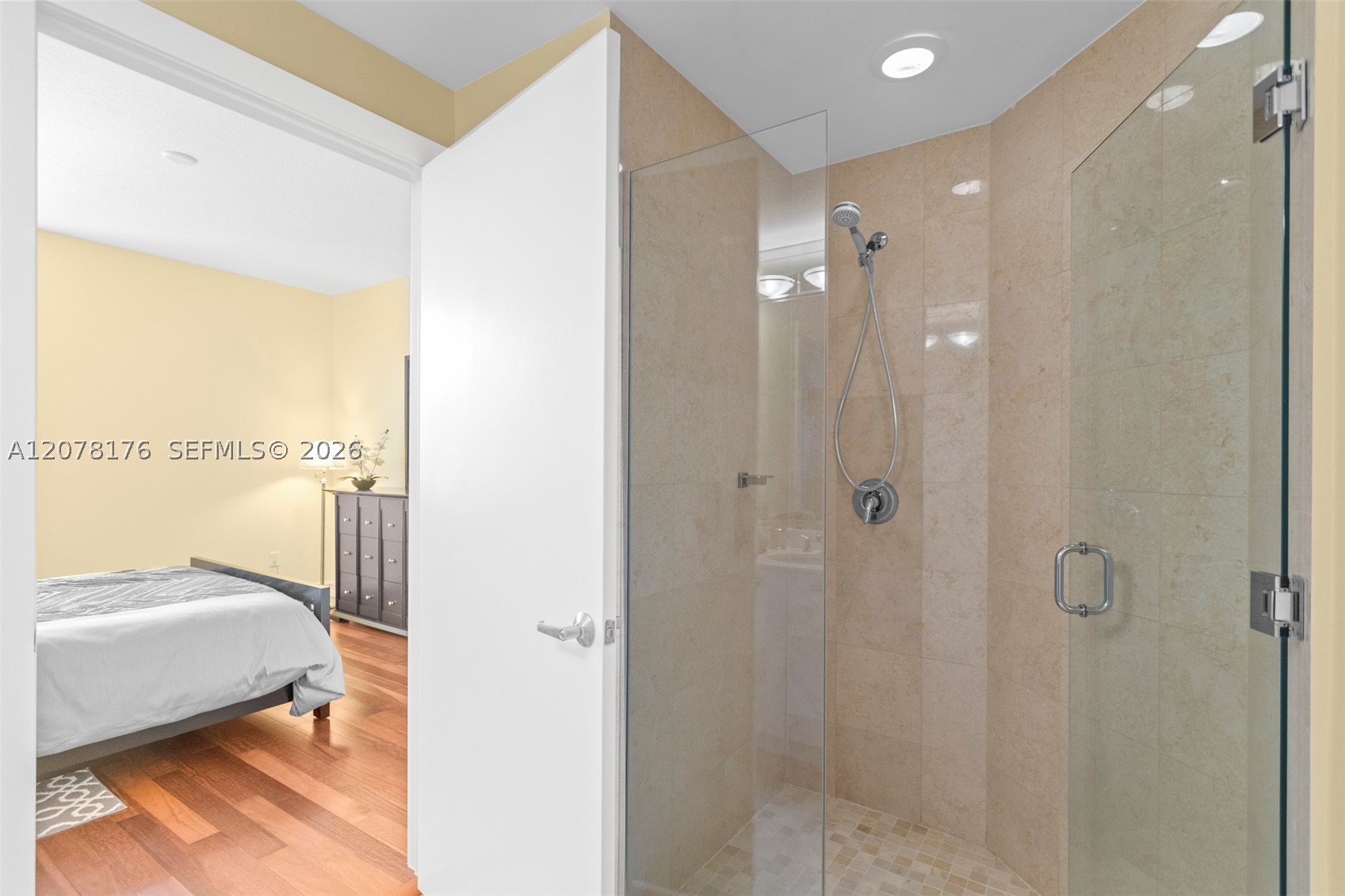 1060 Brickell Ave #2601, Miami FL 33131