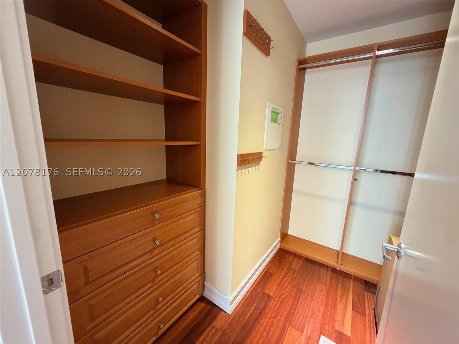 1060 Brickell Ave #2601, Miami FL 33131