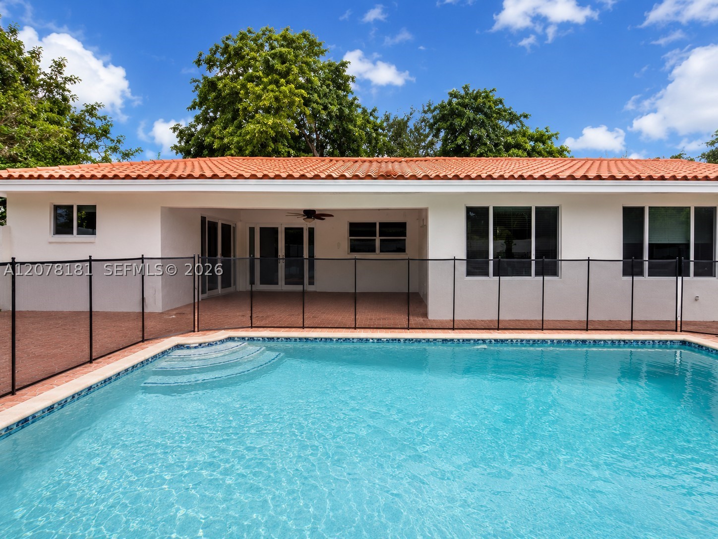 15330 Durnford Dr, Miami Lakes FL 33014