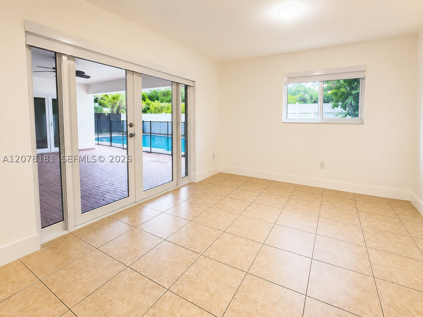 15330 Durnford Dr, Miami Lakes FL 33014