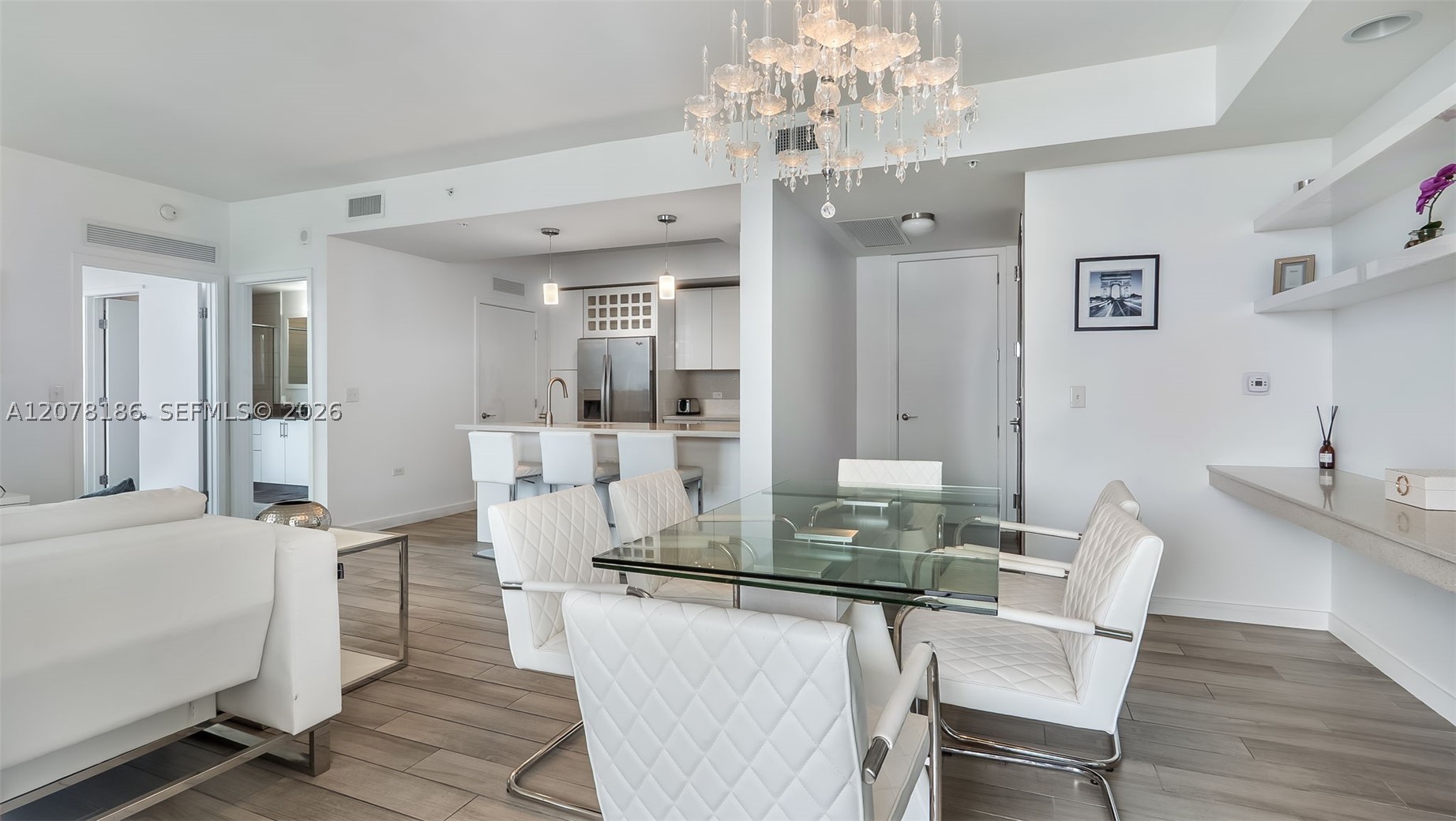 999 SW 1st Ave #2004, Miami FL 33130