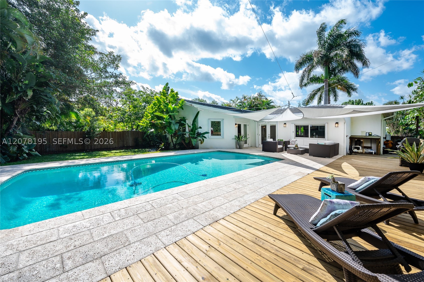 1003 NE 118th St, Biscayne Park FL 33161