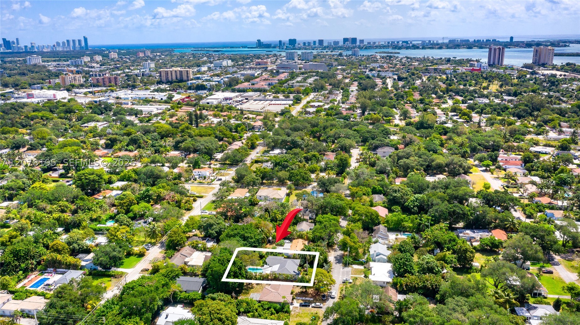 1003 NE 118th St, Biscayne Park FL 33161