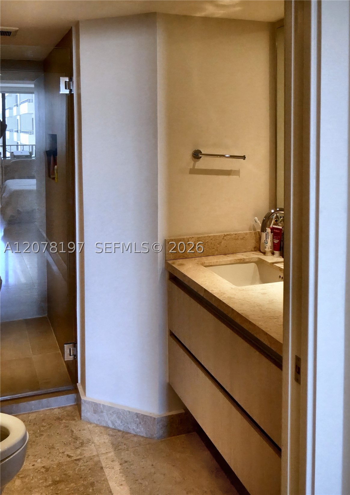 201 Crandon Blvd #605, Key Biscayne FL 33149