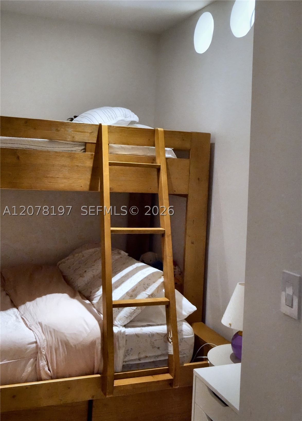 201 Crandon Blvd #605, Key Biscayne FL 33149