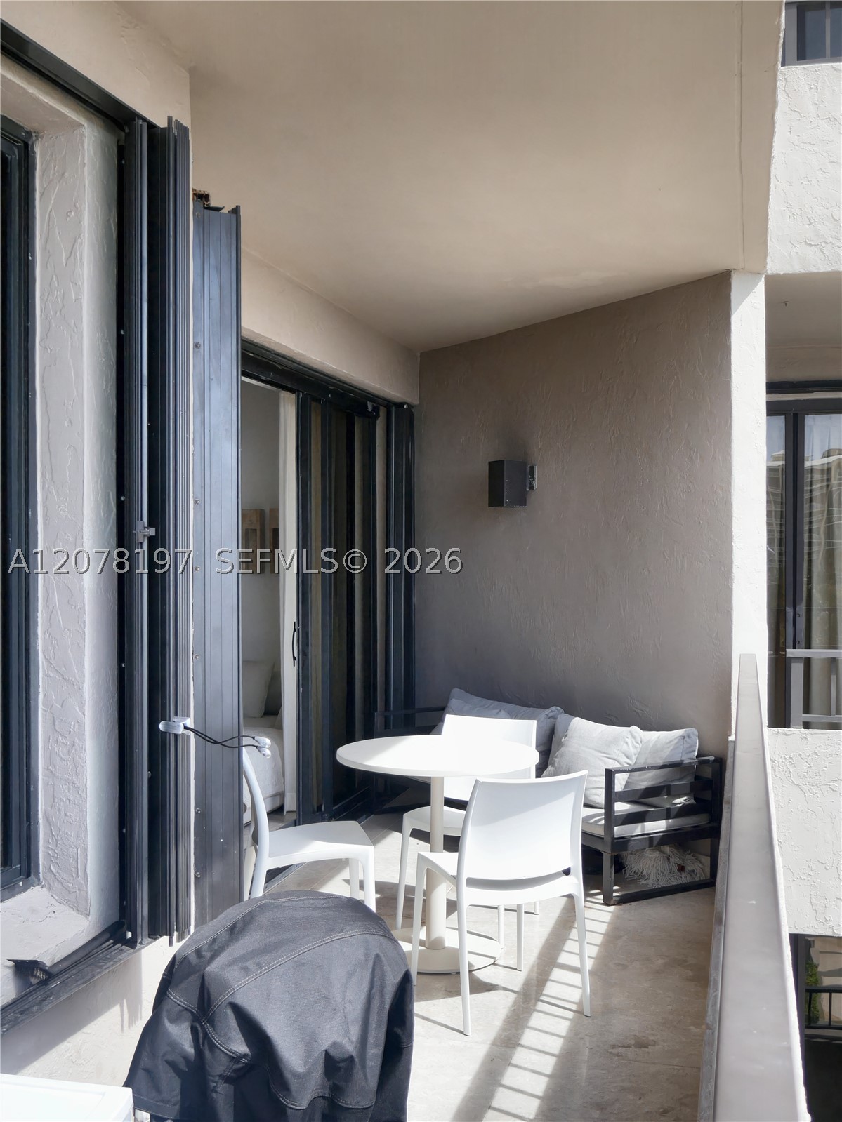 201 Crandon Blvd #605, Key Biscayne FL 33149