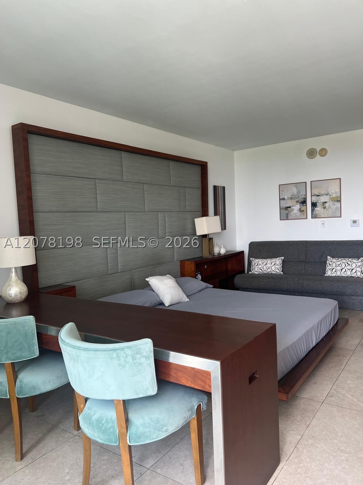 50 Biscayne Blvd #606, Miami FL 33132