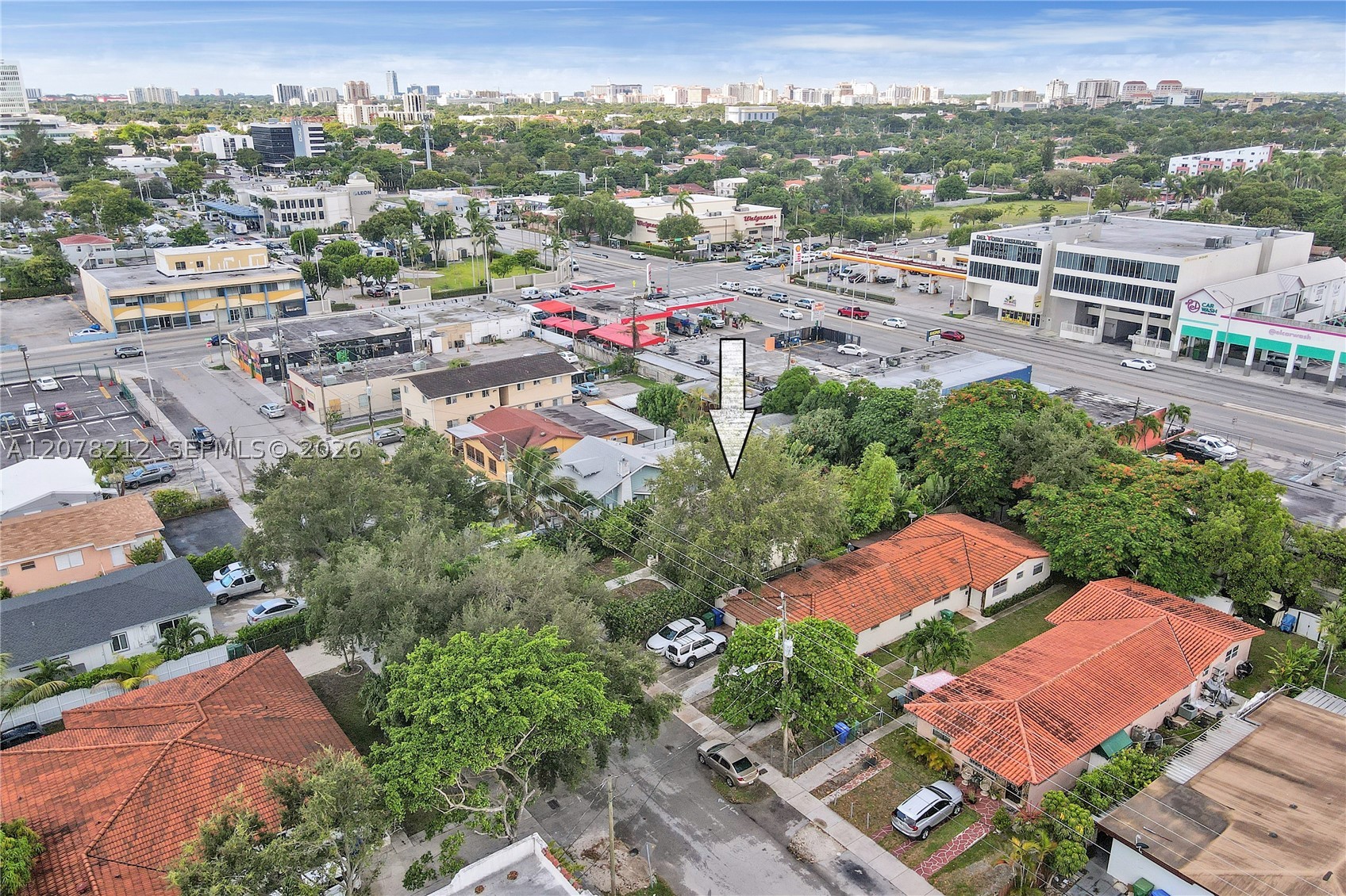 50 NW 26th Ave #2/1, Miami FL 33125