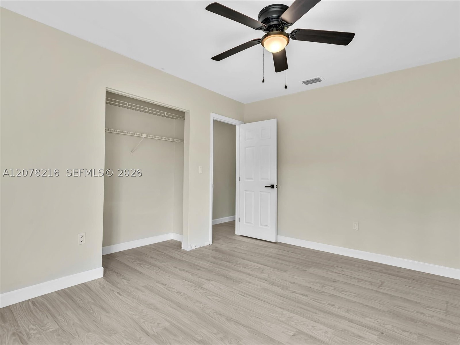 8813 Paradise Ct, Tamarac FL 33321