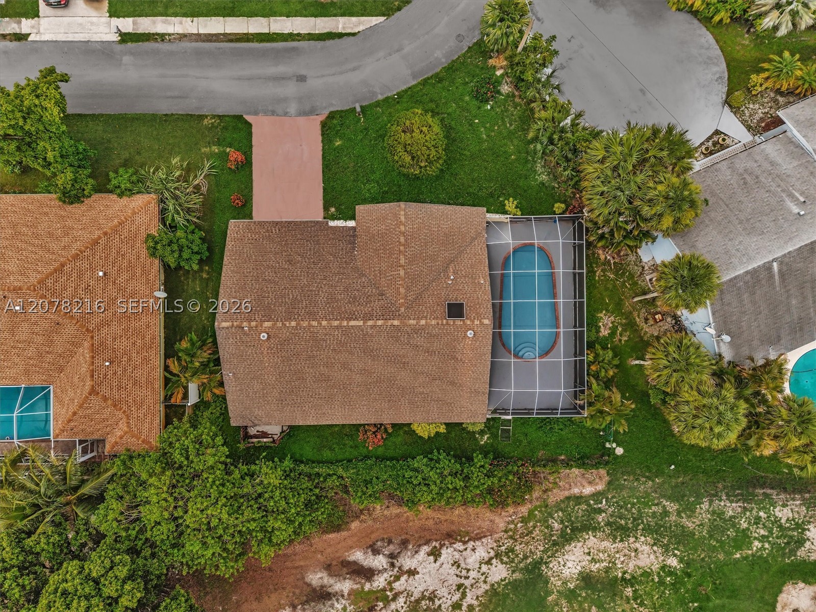 8813 Paradise Ct, Tamarac FL 33321