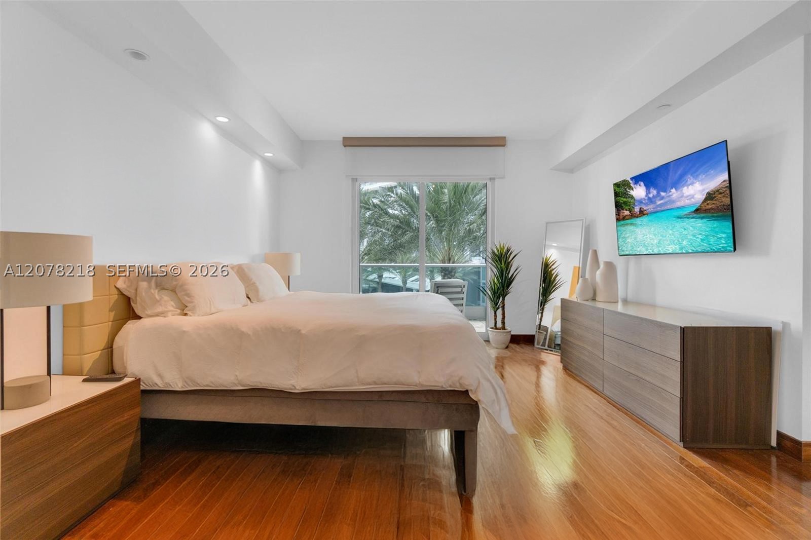 1331 Brickell Bay Dr #208, Miami FL 33131