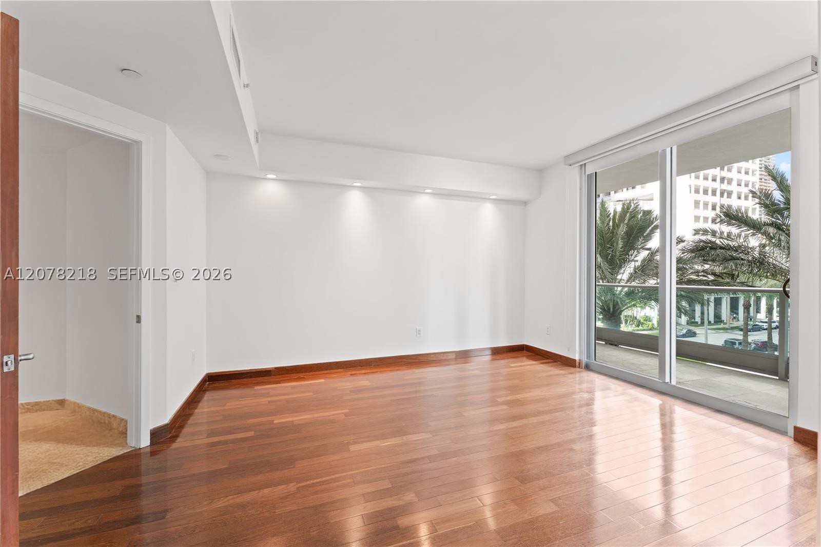 1331 Brickell Bay Dr #208, Miami FL 33131