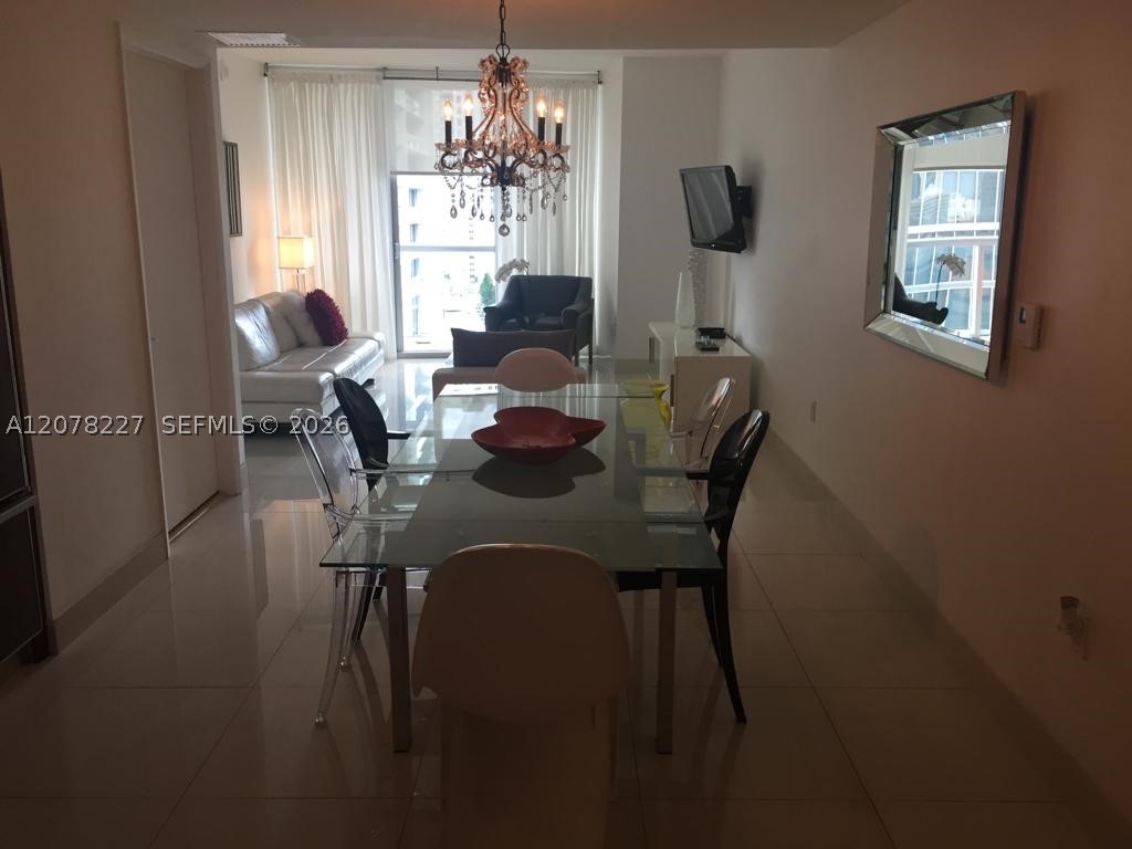485 Brickell Ave #1811, Miami FL 33131