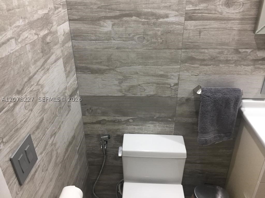 485 Brickell Ave #1811, Miami FL 33131