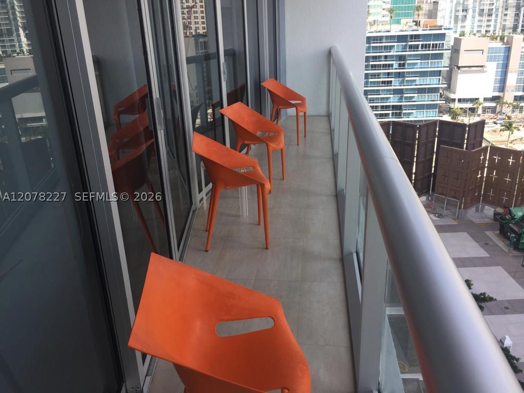 485 Brickell Ave #1811, Miami FL 33131