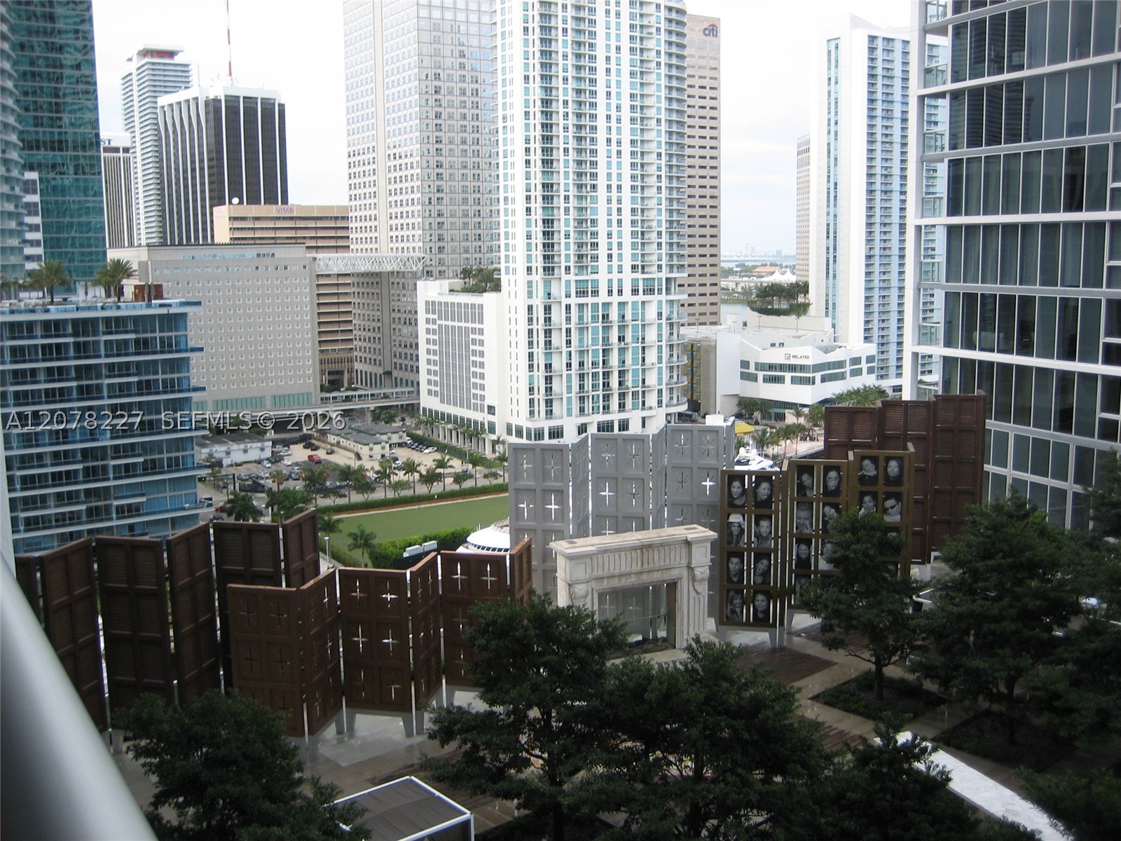 485 Brickell Ave #1811, Miami FL 33131