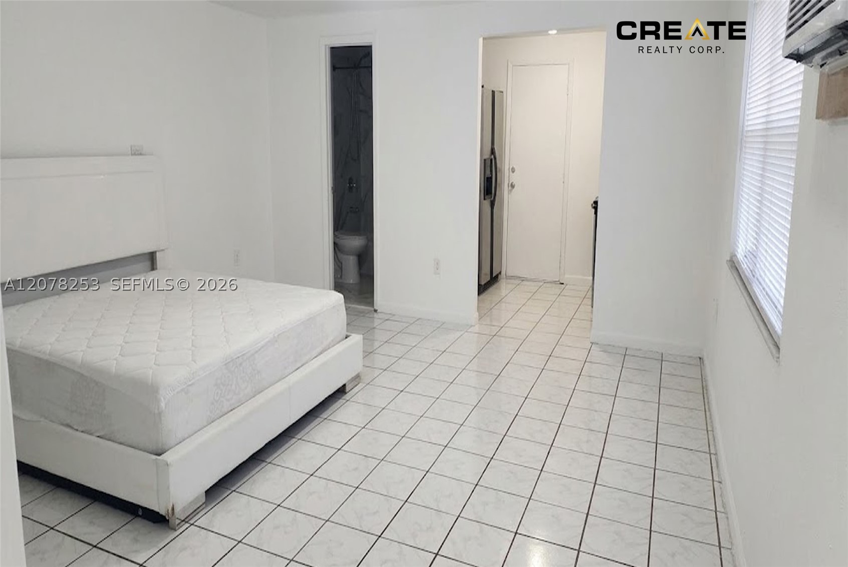 120 NW 18th Ave, Miami FL 33125