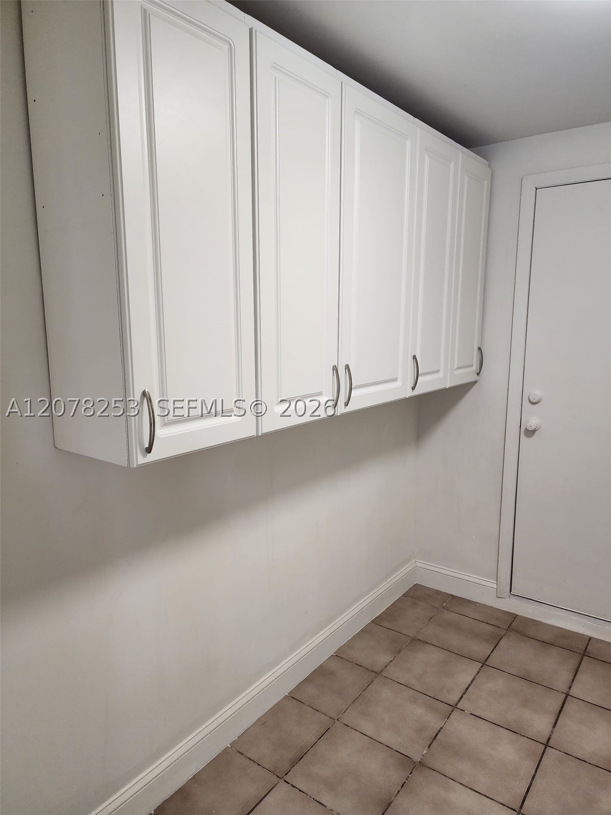 120 NW 18th Ave, Miami FL 33125