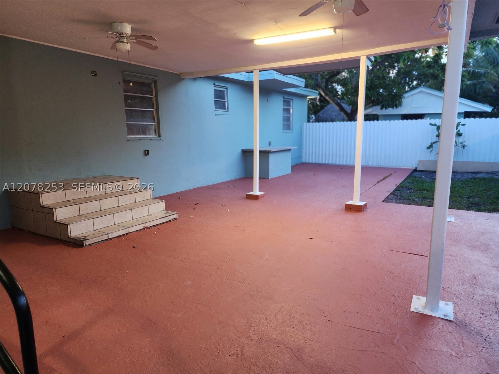 120 NW 18th Ave, Miami FL 33125