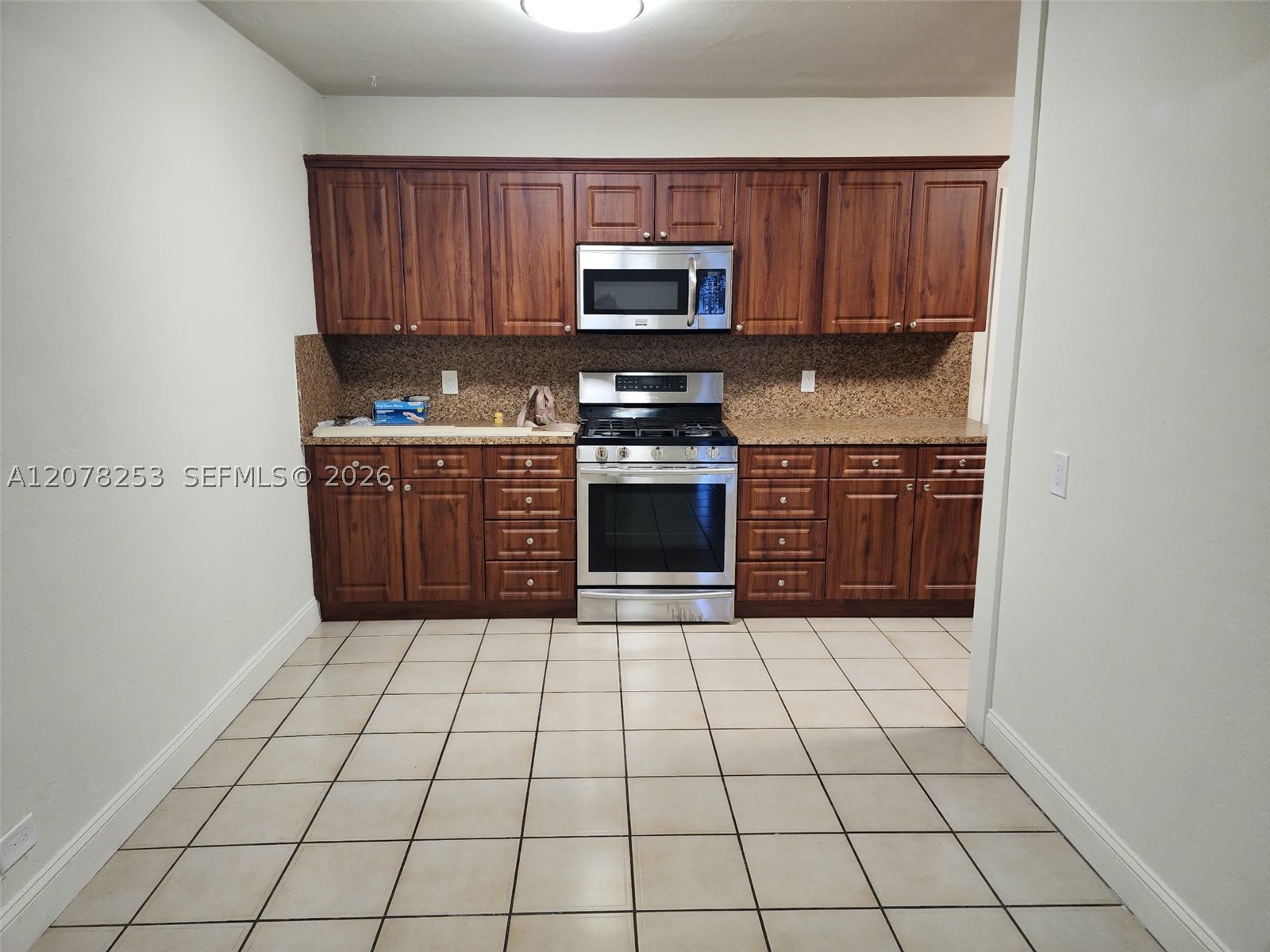 120 NW 18th Ave, Miami FL 33125