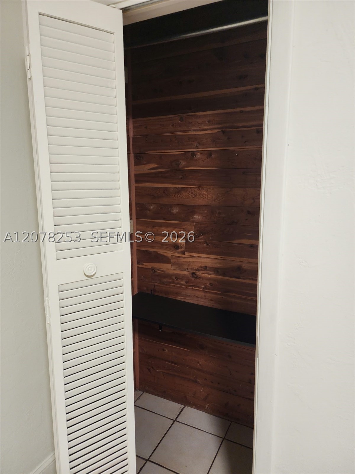 120 NW 18th Ave, Miami FL 33125