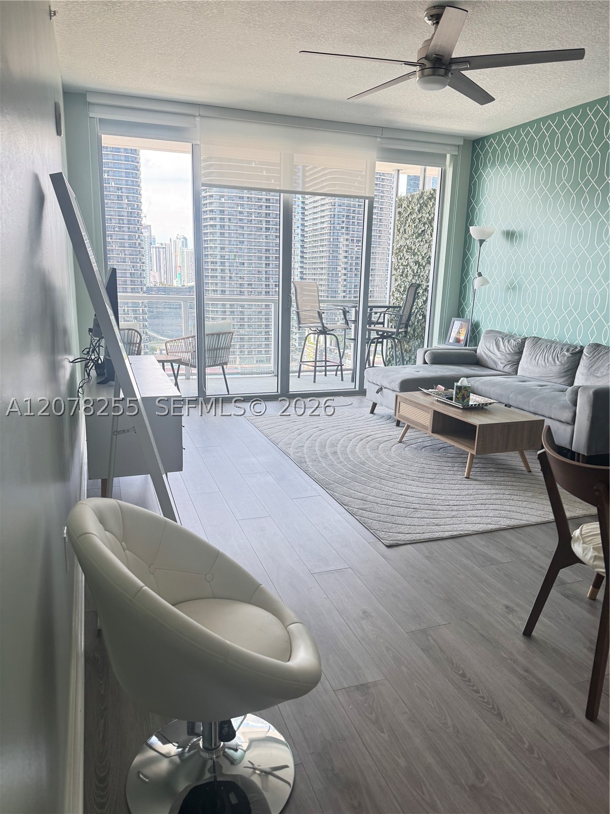 1111 SW 1st Ave #2721-N, Miami FL 33130