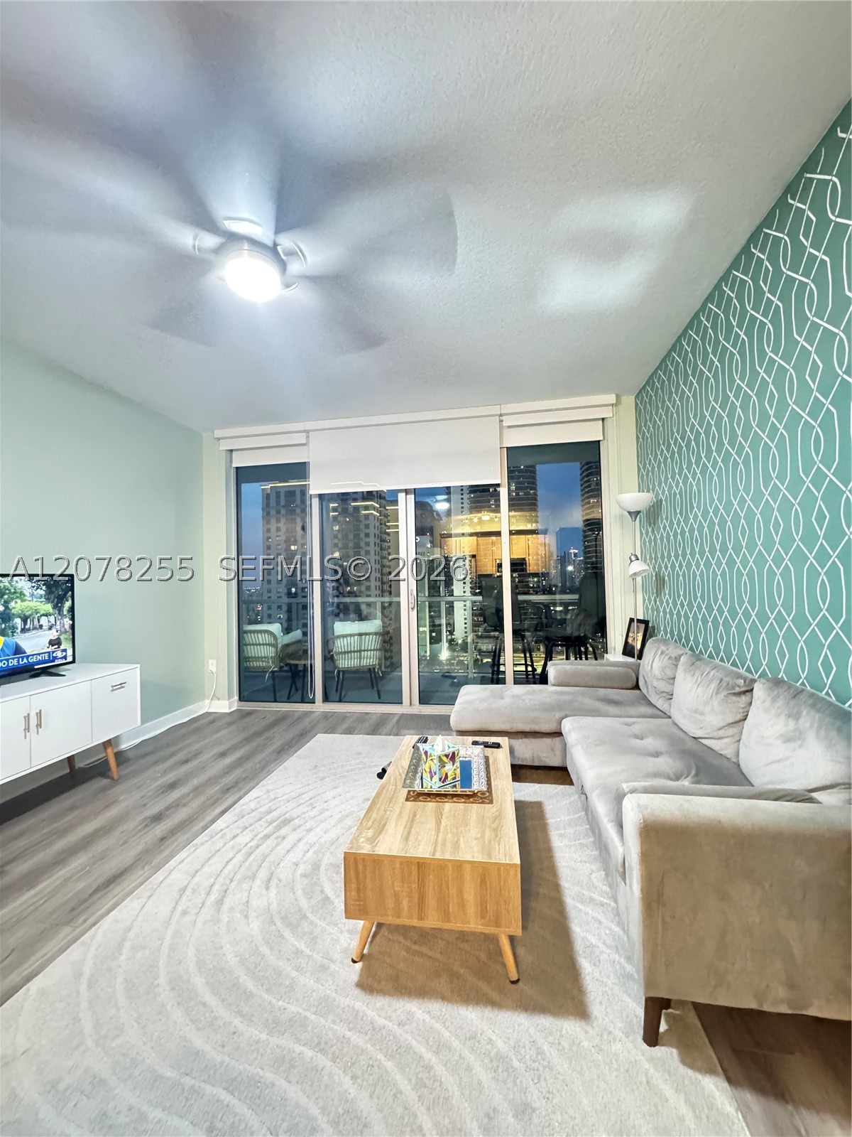 1111 SW 1st Ave #2721-N, Miami FL 33130