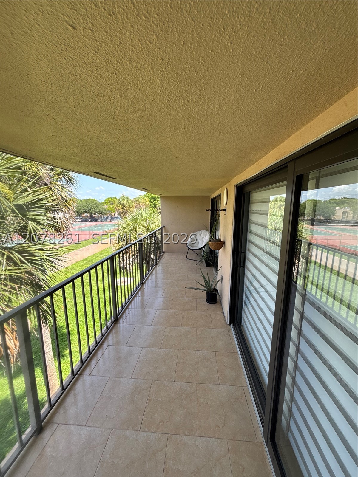 6305 Gage Pl #309A, Miami Lakes FL 33014