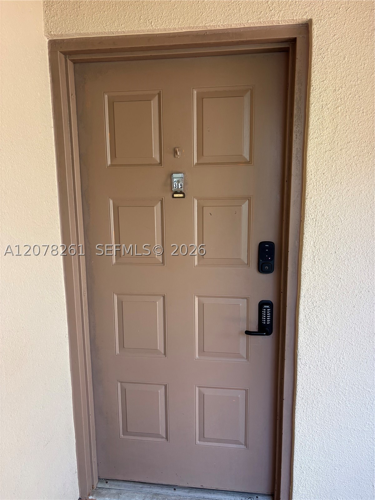 6305 Gage Pl #309A, Miami Lakes FL 33014
