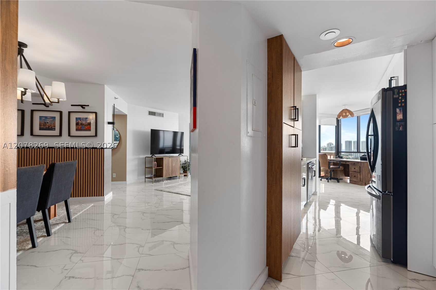 1000 W Island Blvd #2803, Aventura FL 33160