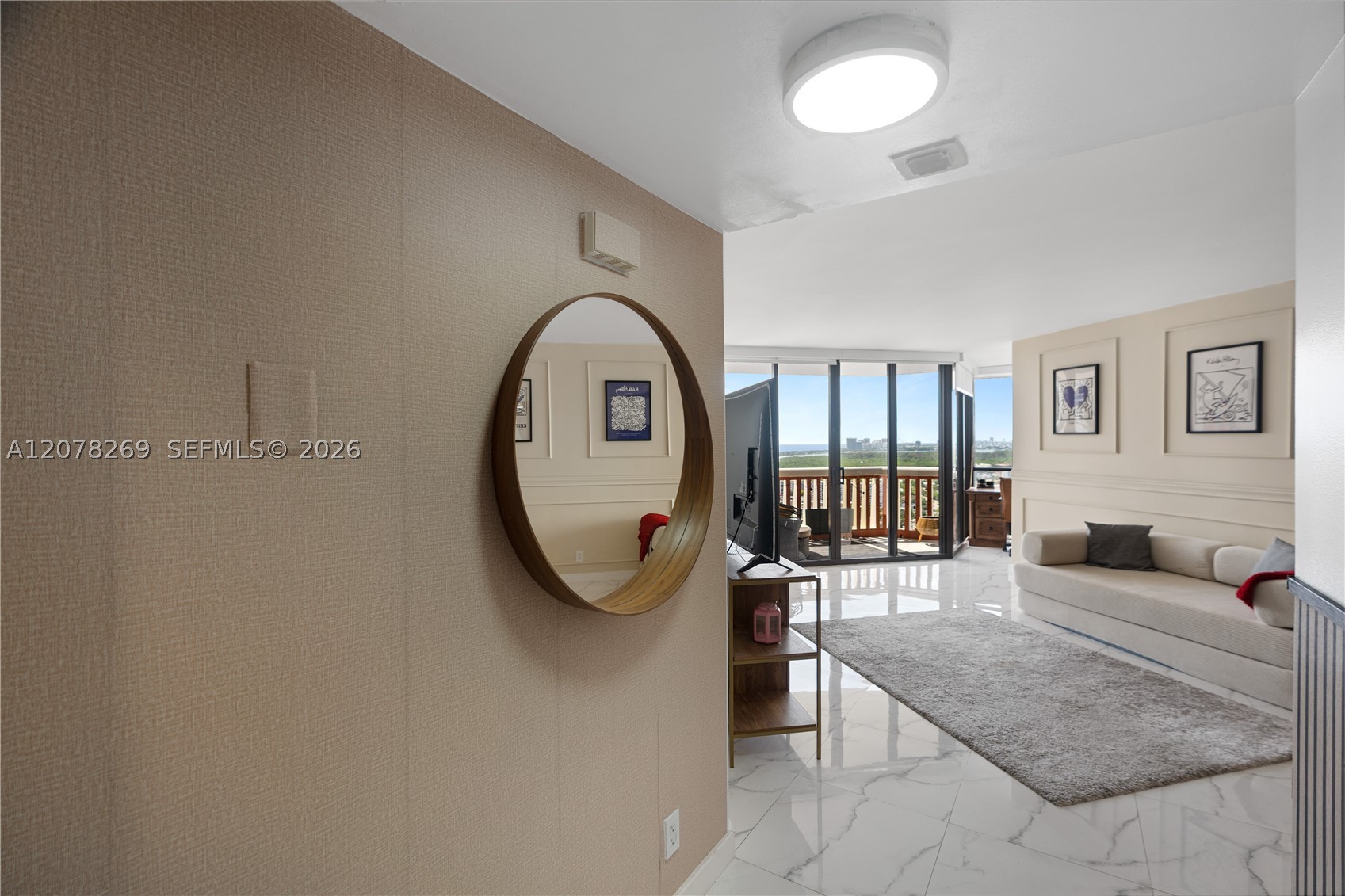 1000 W Island Blvd #2803, Aventura FL 33160