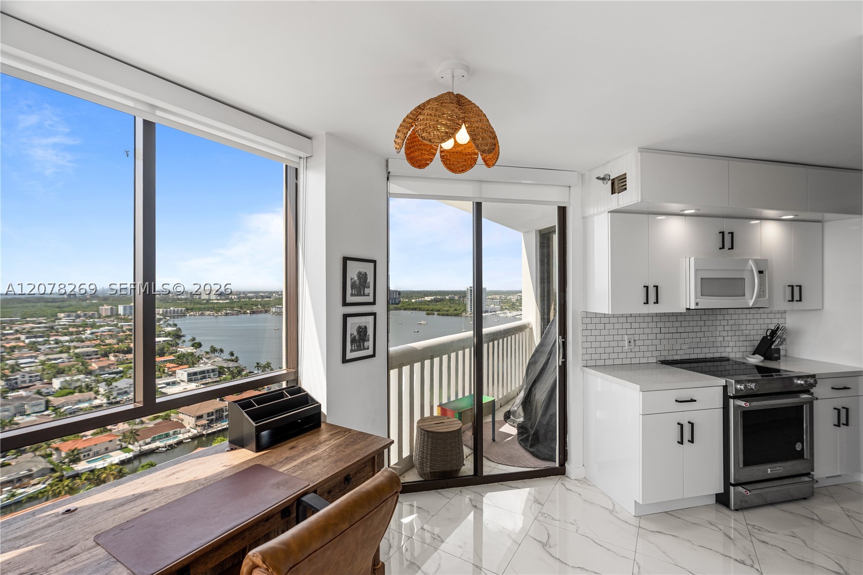 1000 W Island Blvd #2803, Aventura FL 33160