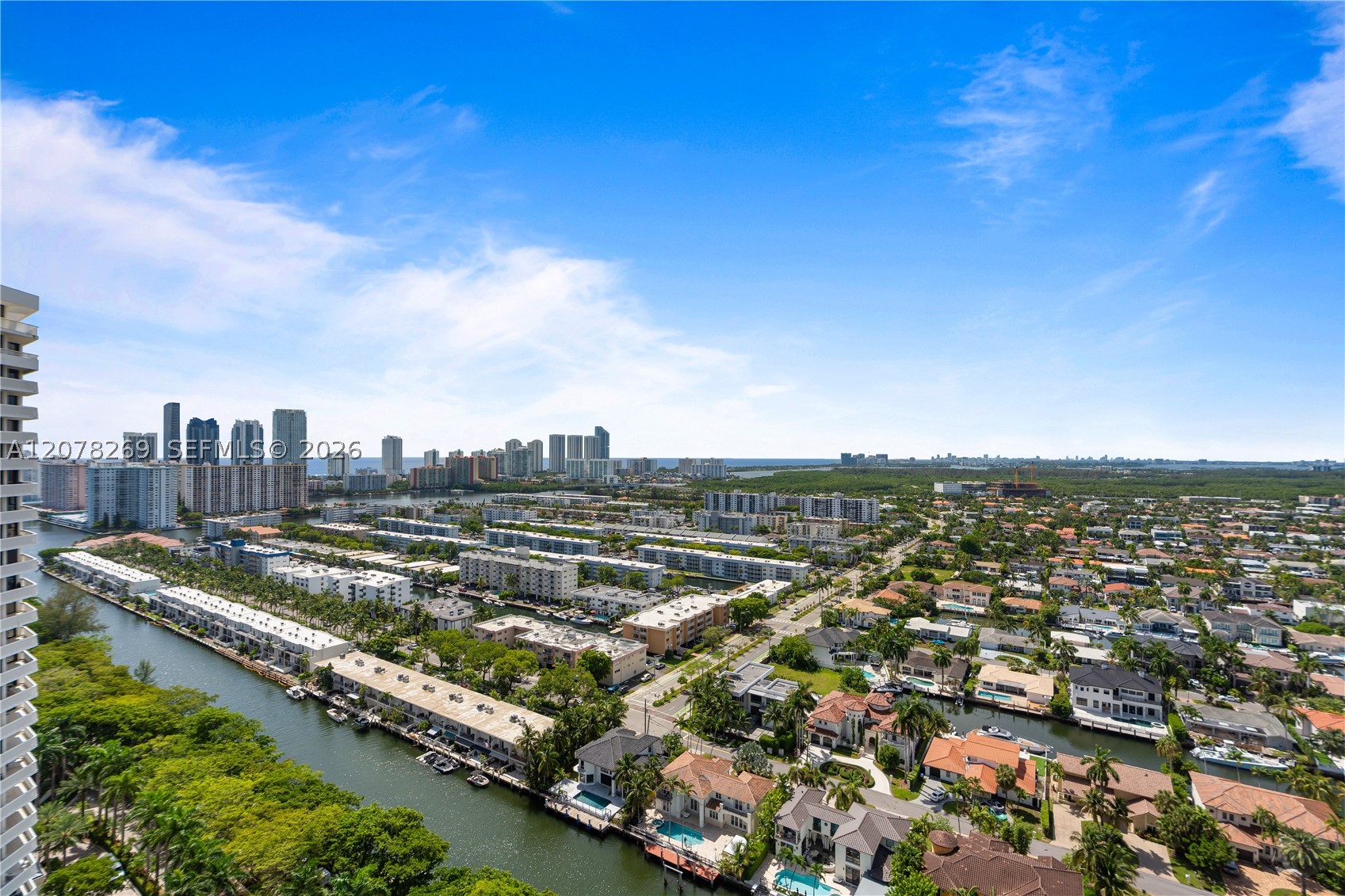 1000 W Island Blvd #2803, Aventura FL 33160