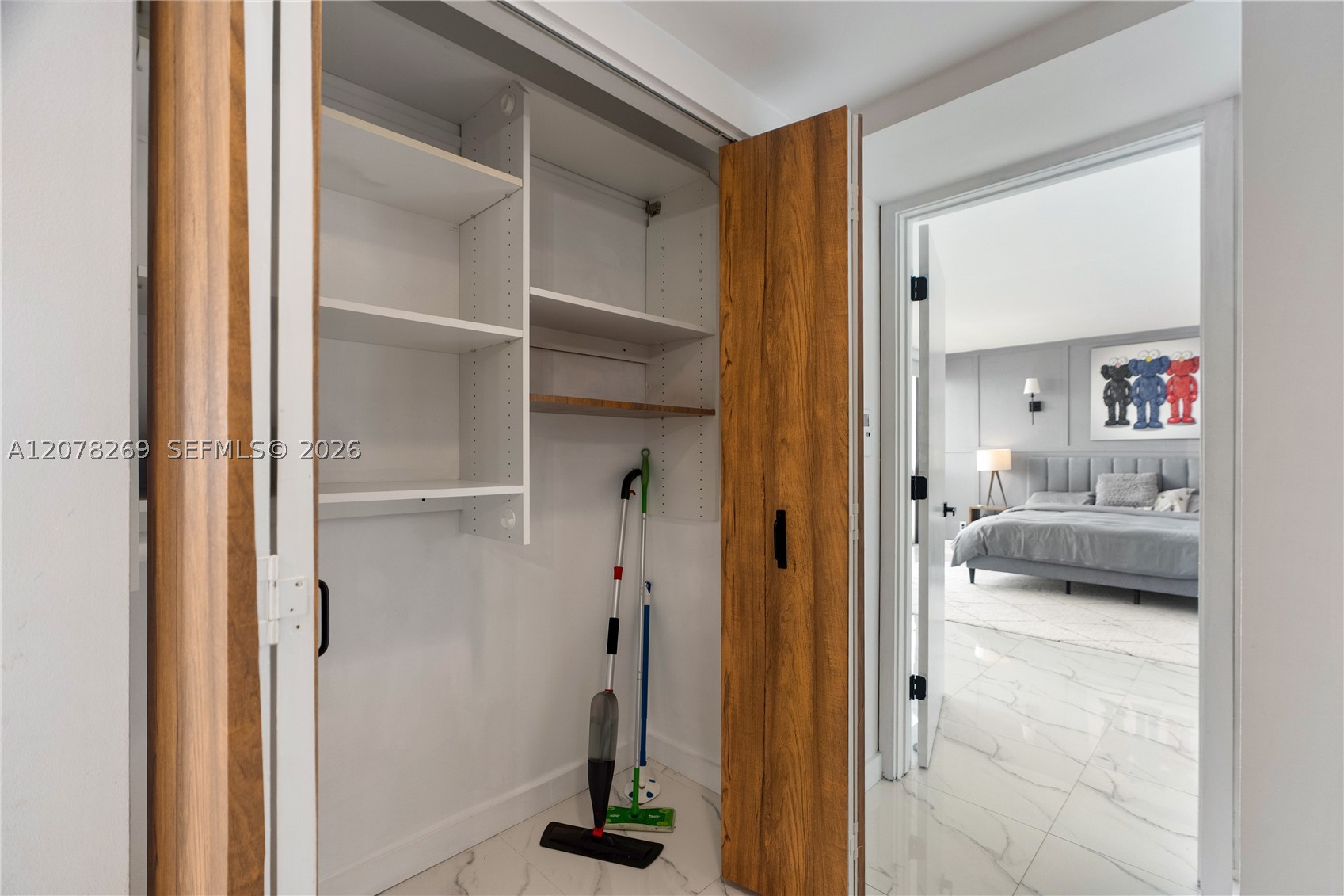1000 W Island Blvd #2803, Aventura FL 33160