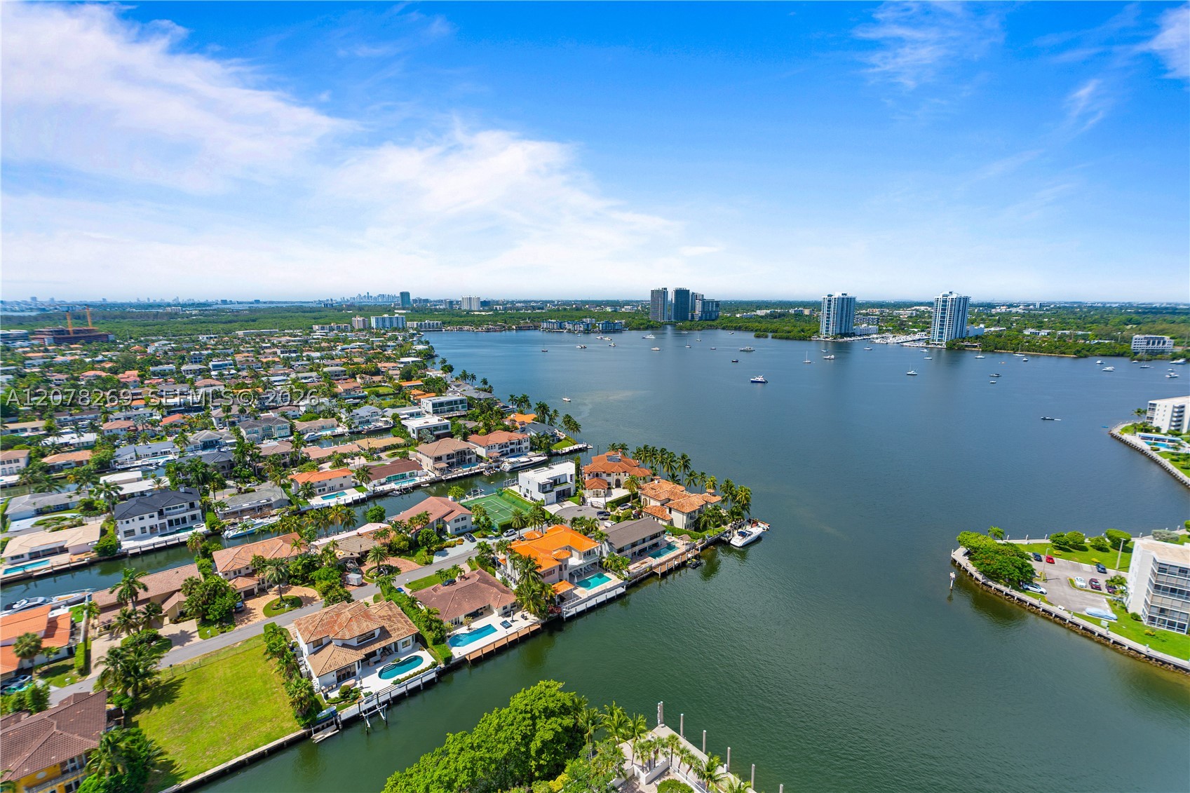 1000 W Island Blvd #2803, Aventura FL 33160