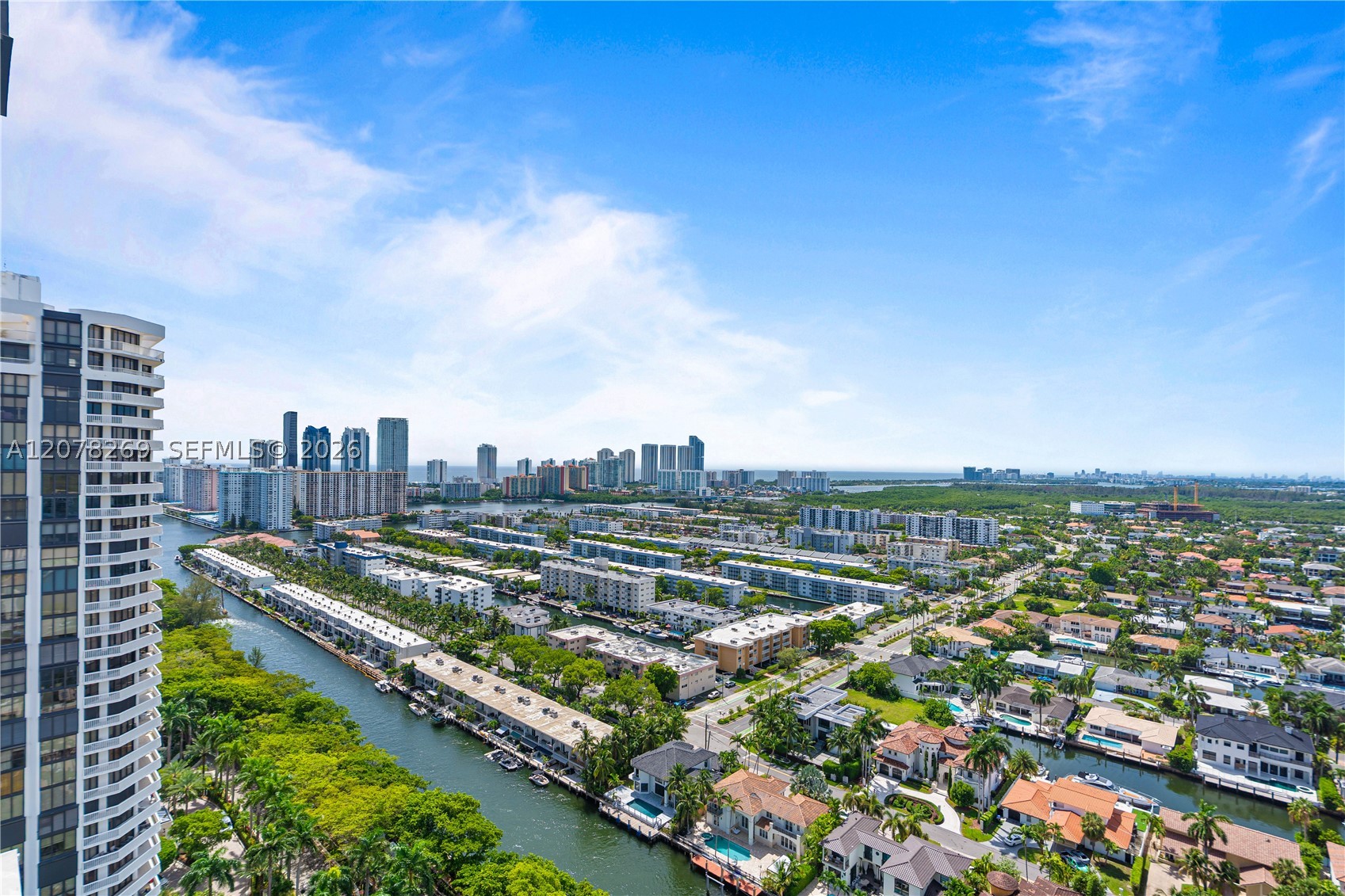 1000 W Island Blvd #2803, Aventura FL 33160