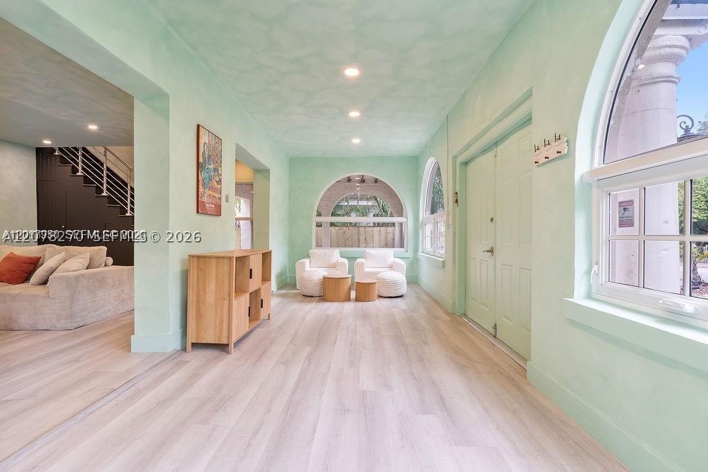 22 NE 44th St #0, Miami FL 33137