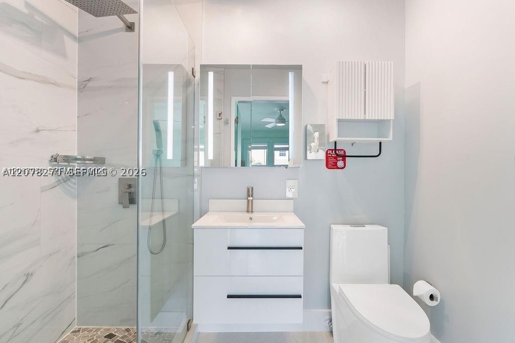 22 NE 44th St #0, Miami FL 33137