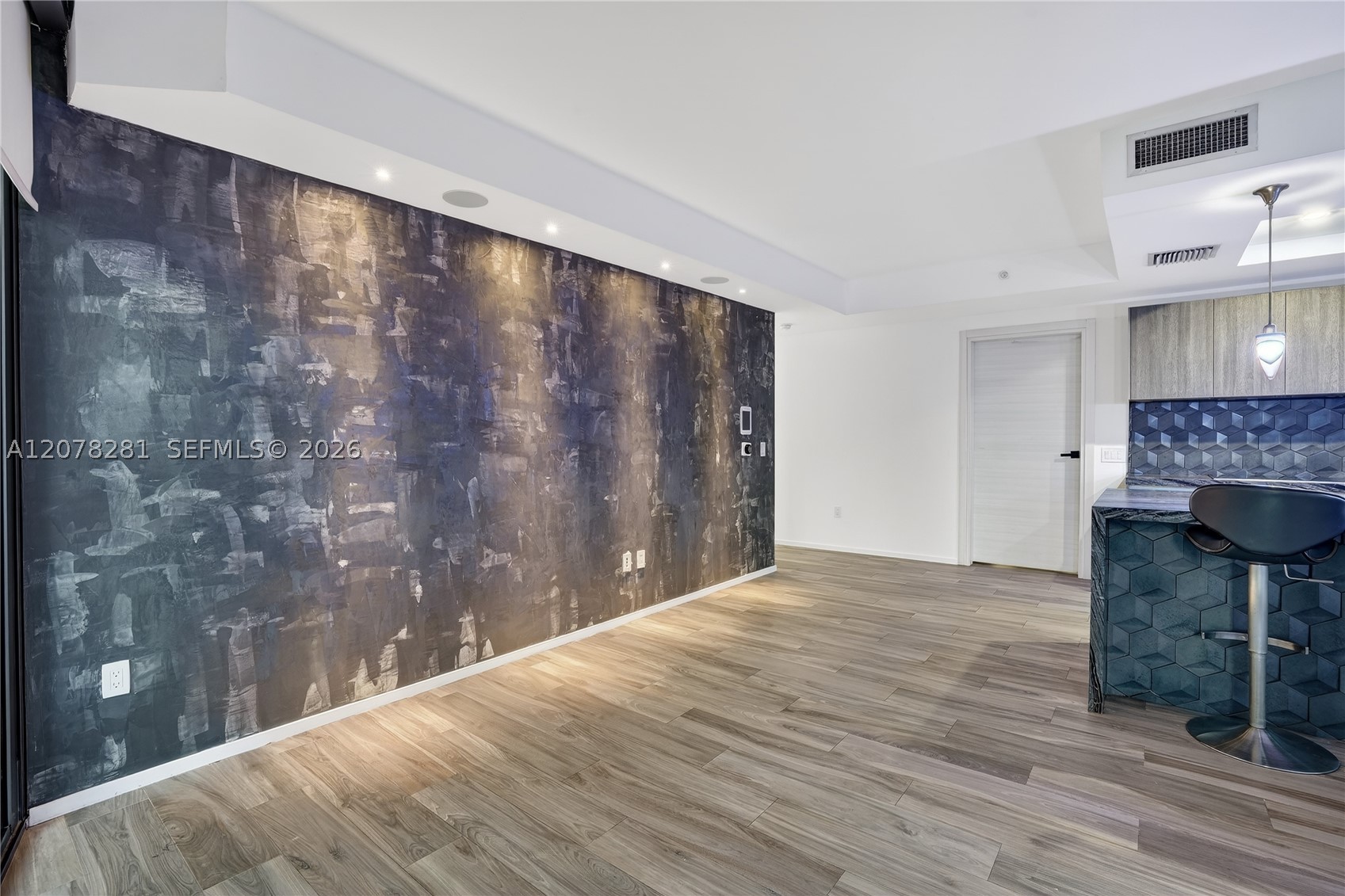 801 S Miami Ave #2805, Miami FL 33130