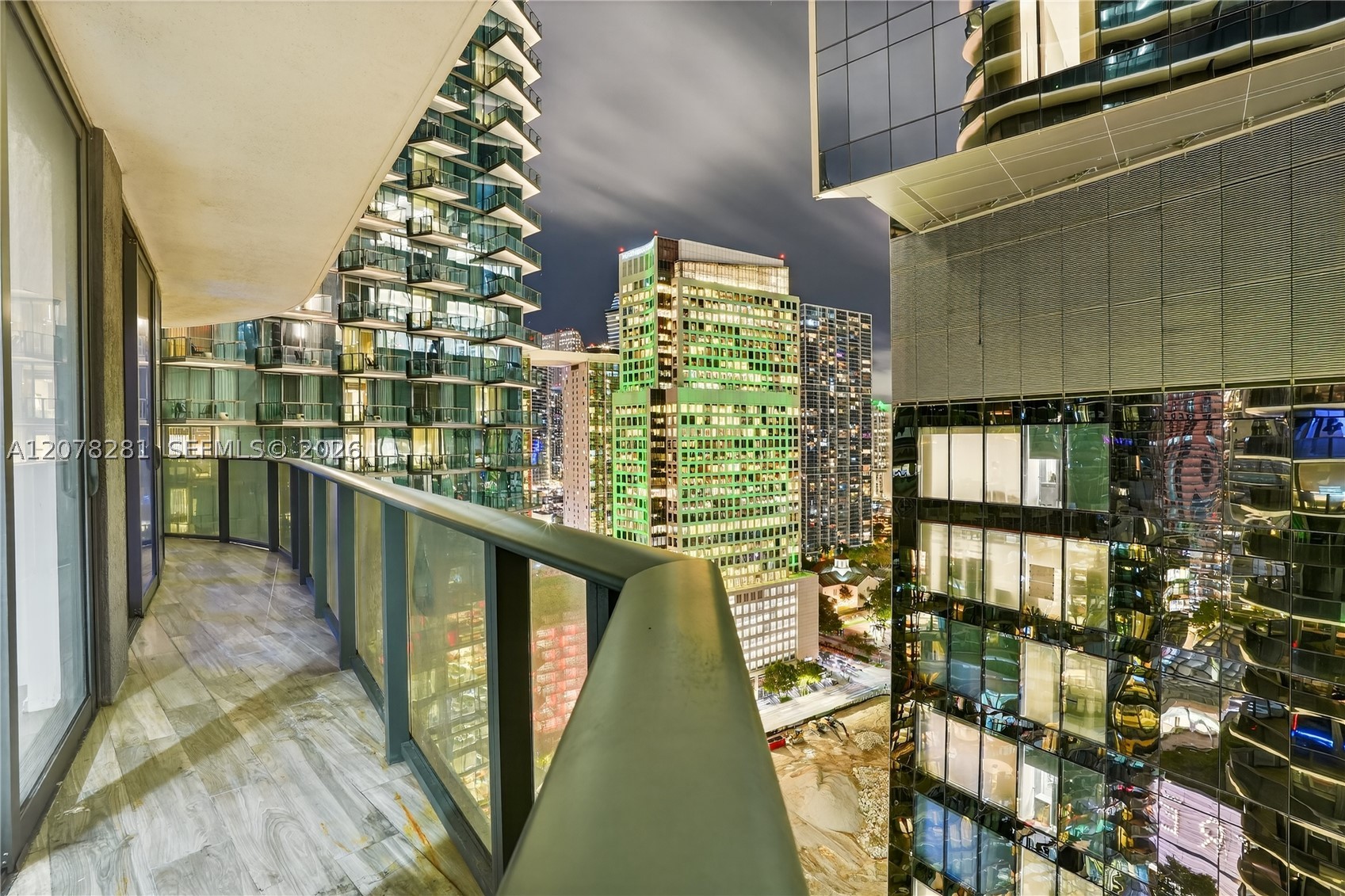 801 S Miami Ave #2805, Miami FL 33130