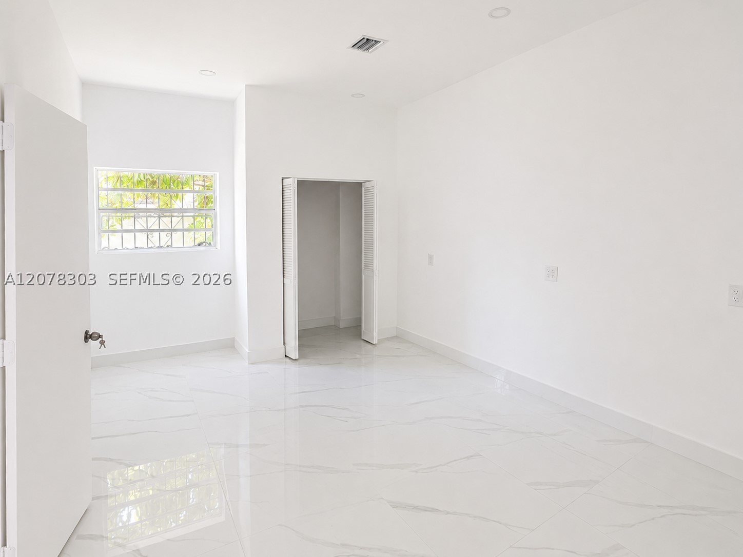 6450 SW 102nd Ave, Miami FL 33173