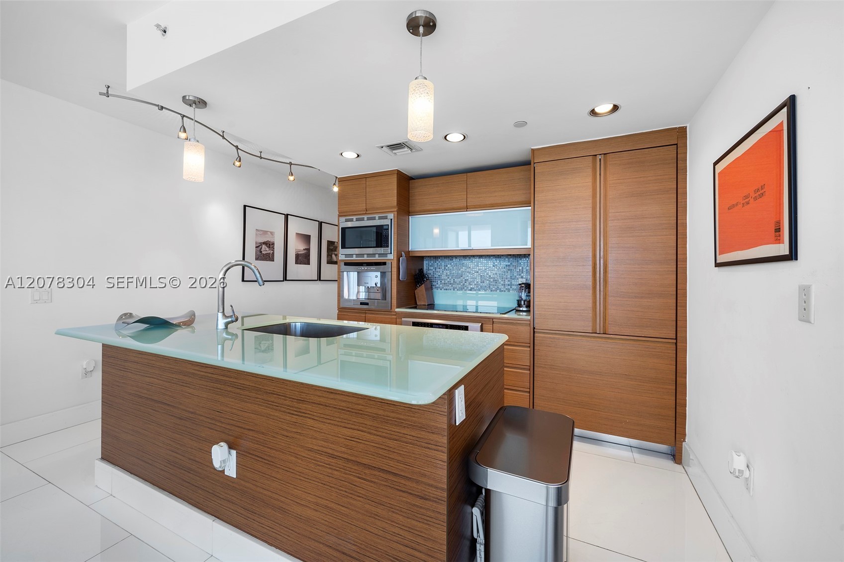 5875 Collins Ave #1001, Miami Beach FL 33140