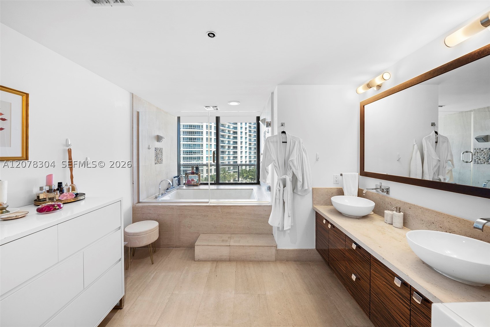 5875 Collins Ave #1001, Miami Beach FL 33140